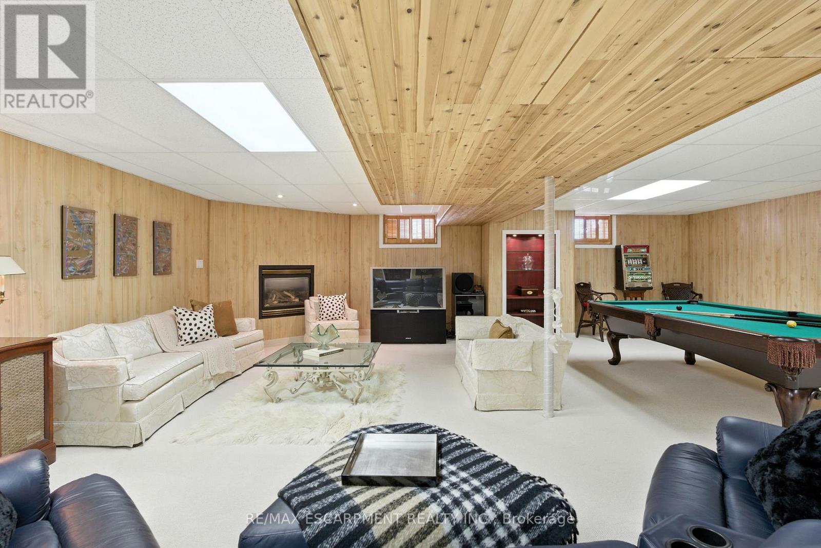 1104 Crofton Way, Burlington, Ontario  L7P 4W8 - Photo 31 - W12664256