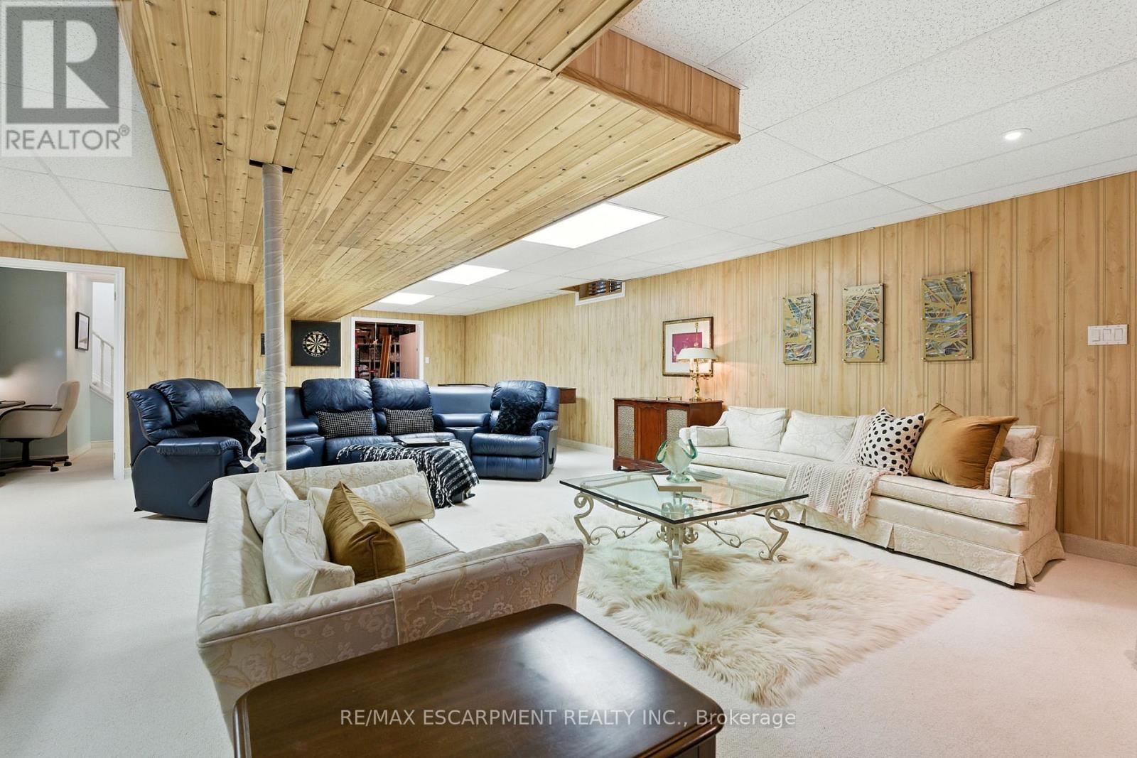 1104 Crofton Way, Burlington, Ontario  L7P 4W8 - Photo 33 - W12664256