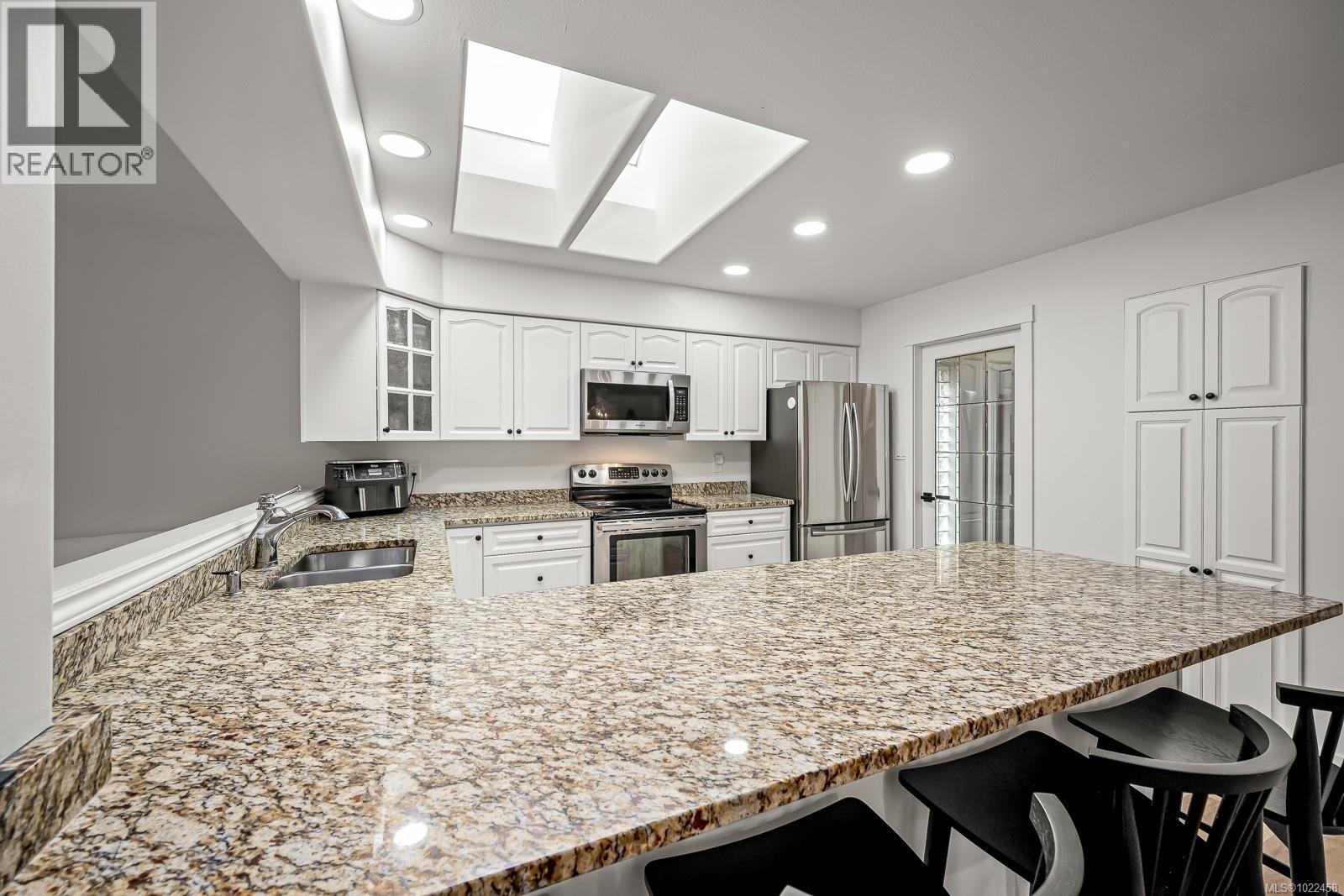 931 Crown Isle Dr, Courtenay, British Columbia  V9N 8R6 - Photo 28 - 1022458