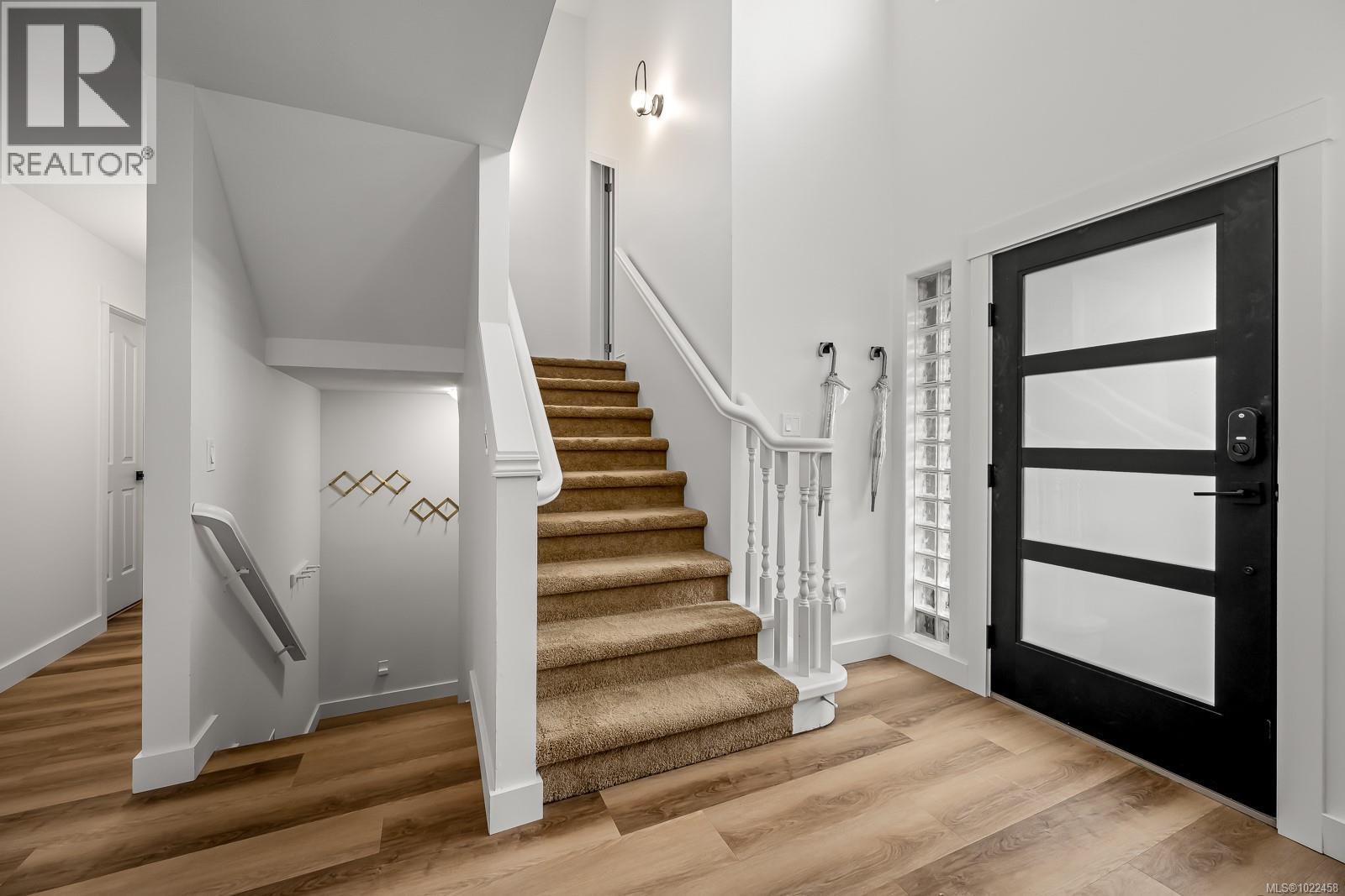 931 Crown Isle Dr, Courtenay, British Columbia  V9N 8R6 - Photo 4 - 1022458