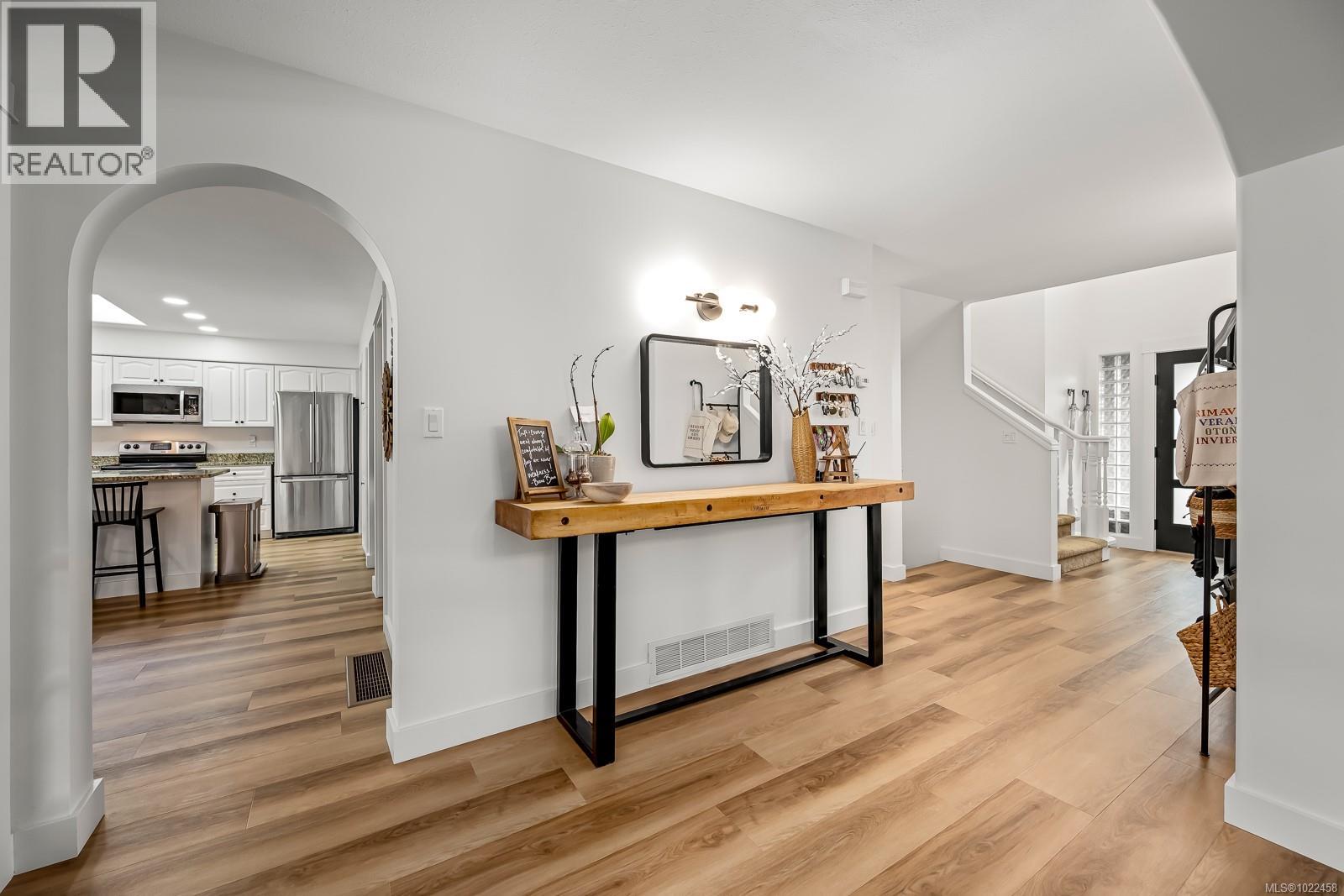 931 Crown Isle Dr, Courtenay, British Columbia  V9N 8R6 - Photo 5 - 1022458