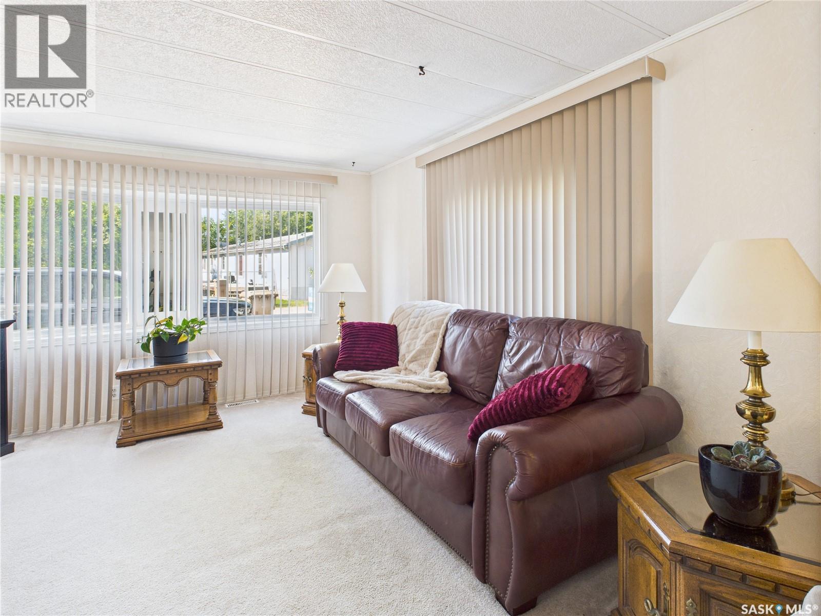 Sk 43 Eastview Trailer Court, Prince Albert, Saskatchewan  S6V 5P9 - Photo 10 - SK026175