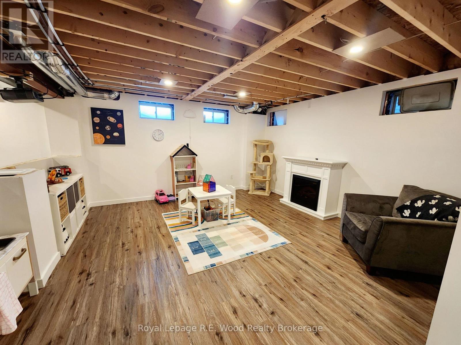 93 Cactus Crescent, Hamilton, Ontario  L8J 0M4 - Photo 23 - X12664346