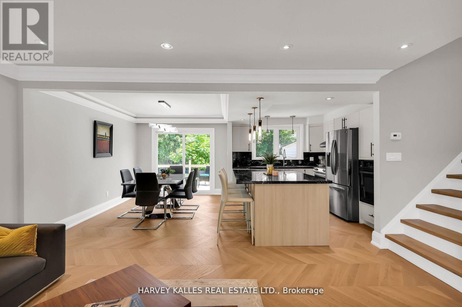 16 Wedgeport Place, Toronto, Ontario  M2N 4B4 - Photo 2 - C12661412