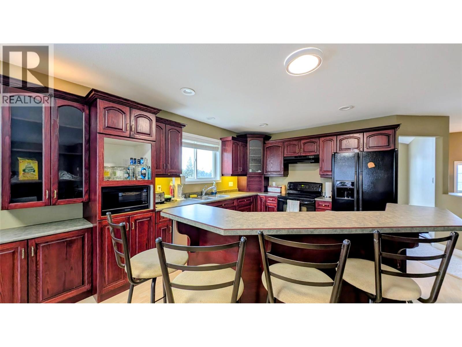 3301 Mt Fisher  N Drive, Cranbrook, British Columbia  V1C 6N6 - Photo 7 - 10369370