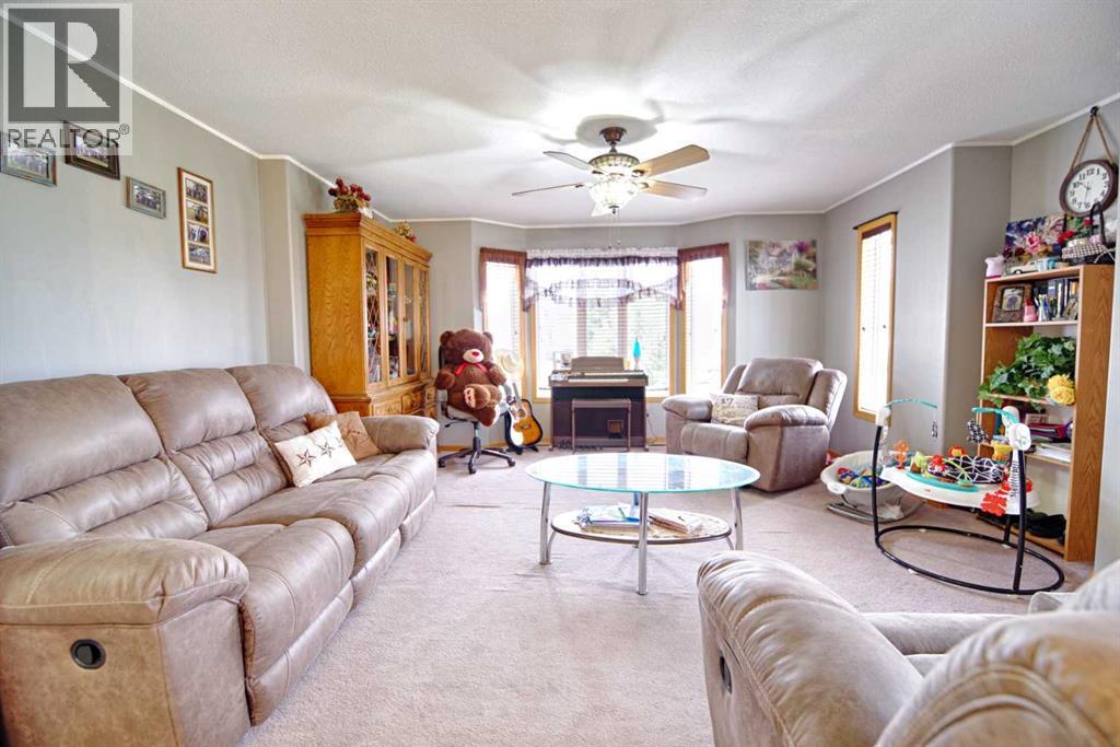 406 A Pioneer Crescent Crescent, Rolling Hills, Alberta  T0J 2S0 - Photo 5 - A2262336