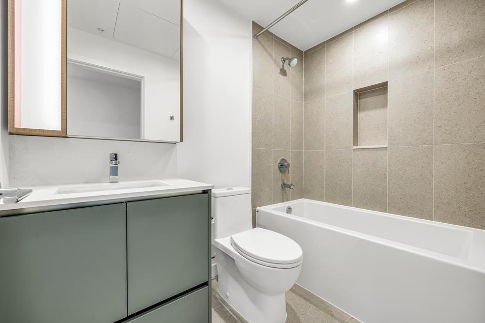 3110 13573 98a Avenue, Surrey, British Columbia  V3T 1C7 - Photo 2 - R3076188