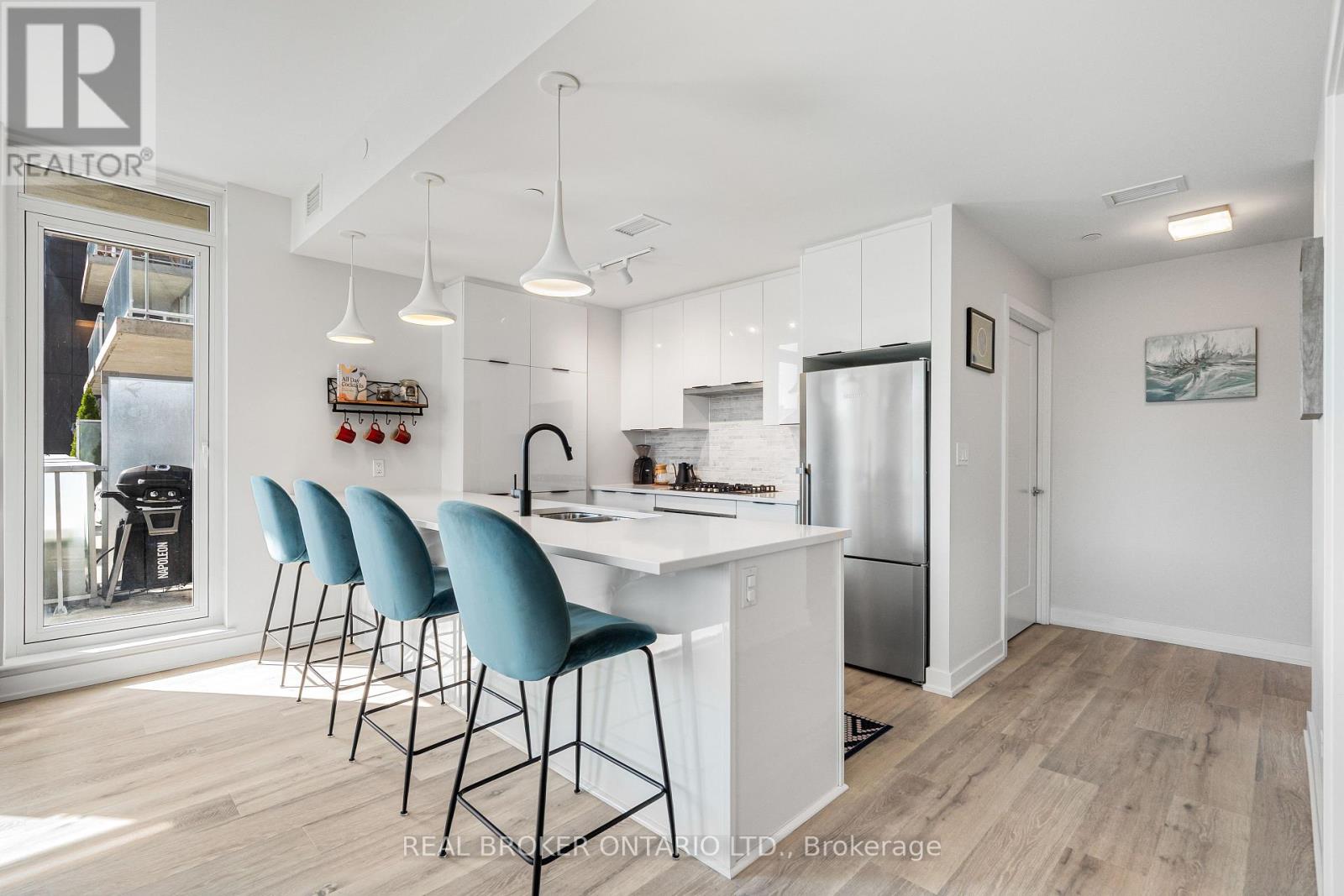 310 - 530 De Mazenod Avenue, Ottawa, Ontario  K1S 5W8 - Photo 9 - X12664374