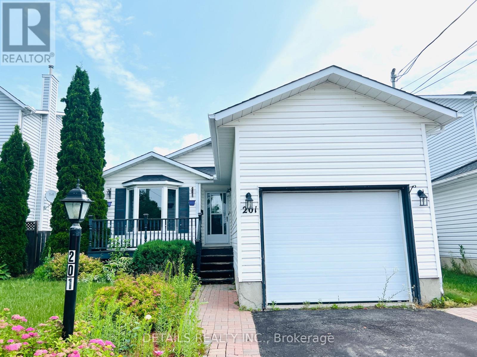 201 MISSISSIPPI ROAD, Carleton Place, Ontario