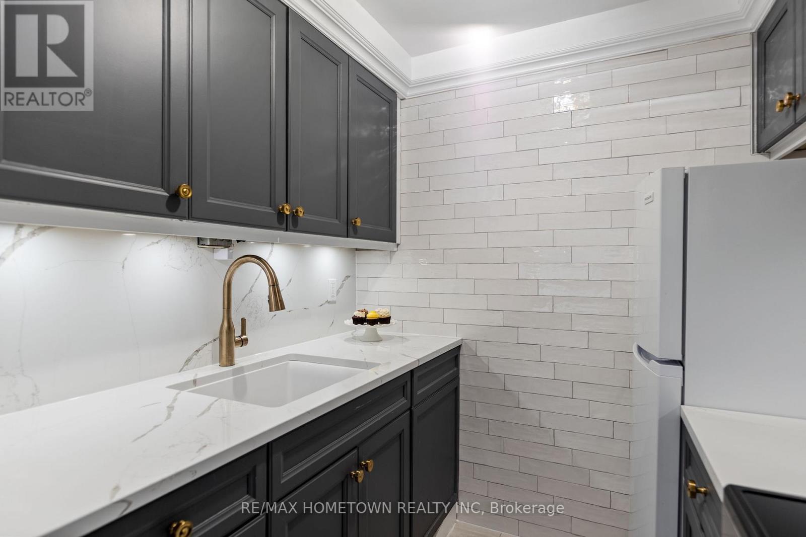 406 - 109 King Street E, Brockville, Ontario  K6V 1B8 - Photo 16 - X12664388