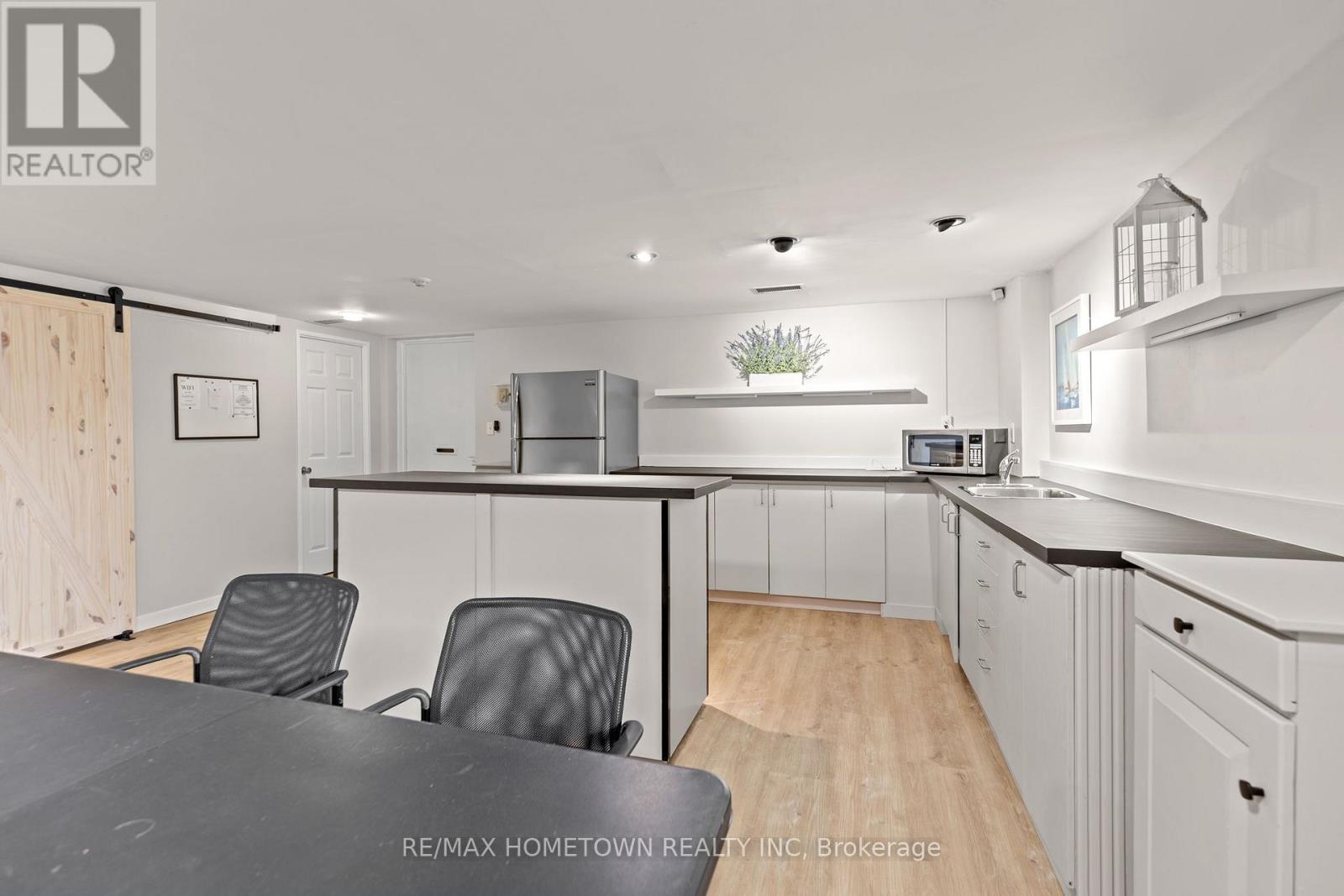 406 - 109 King Street E, Brockville, Ontario  K6V 1B8 - Photo 29 - X12664388