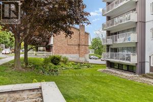 406 - 109 King Street E, Brockville, Ontario  K6V 1B8 - Photo 3 - X12664388