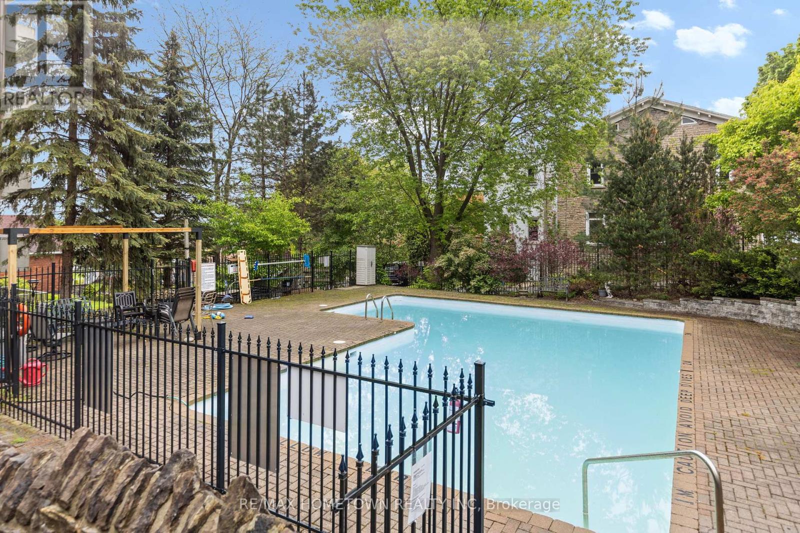 406 - 109 King Street E, Brockville, Ontario  K6V 1B8 - Photo 6 - X12664388