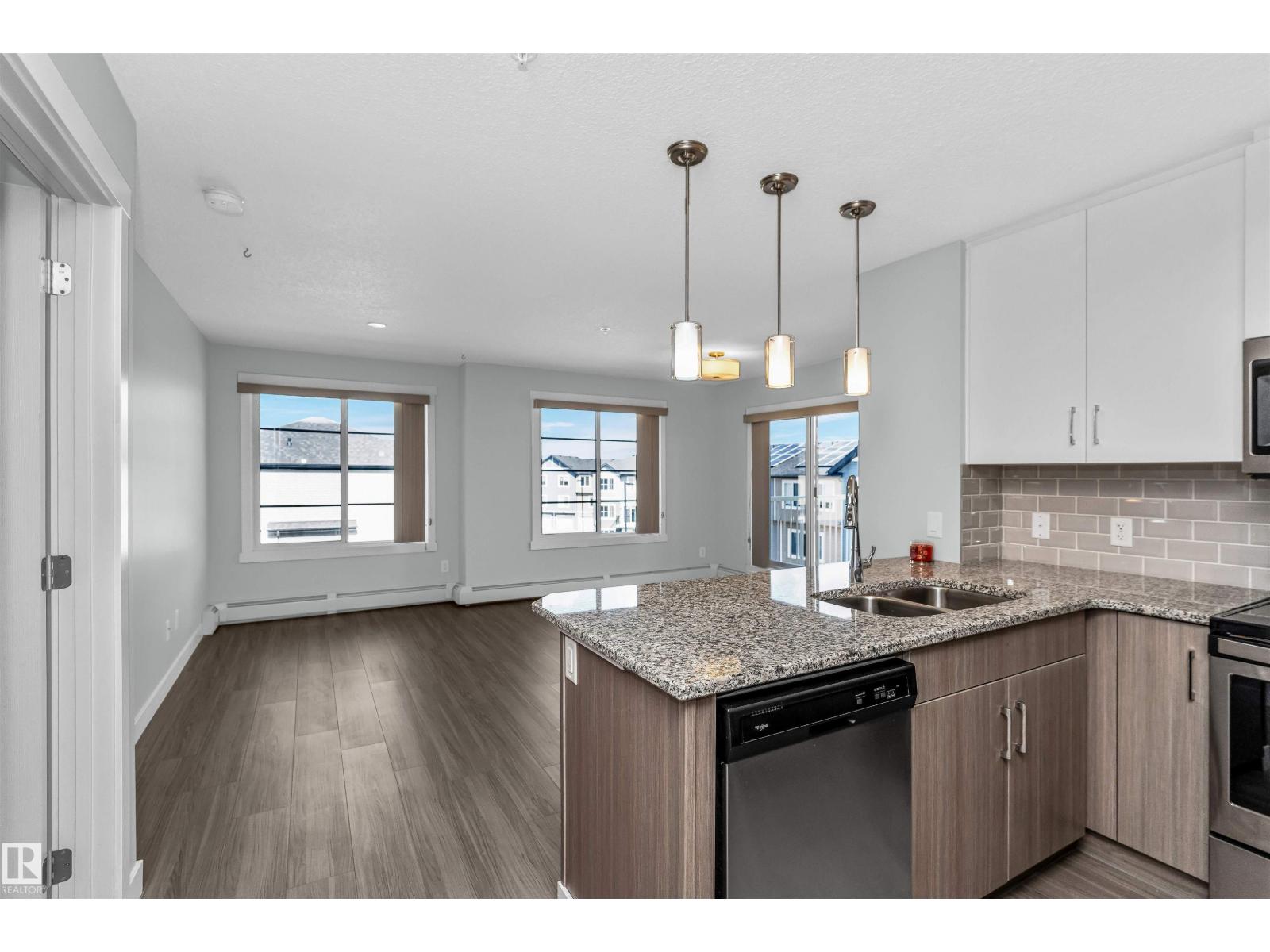 #301 3670 139 Av Nw, Edmonton, Alberta T5Y 3N5 - Photo 11 - E4469100