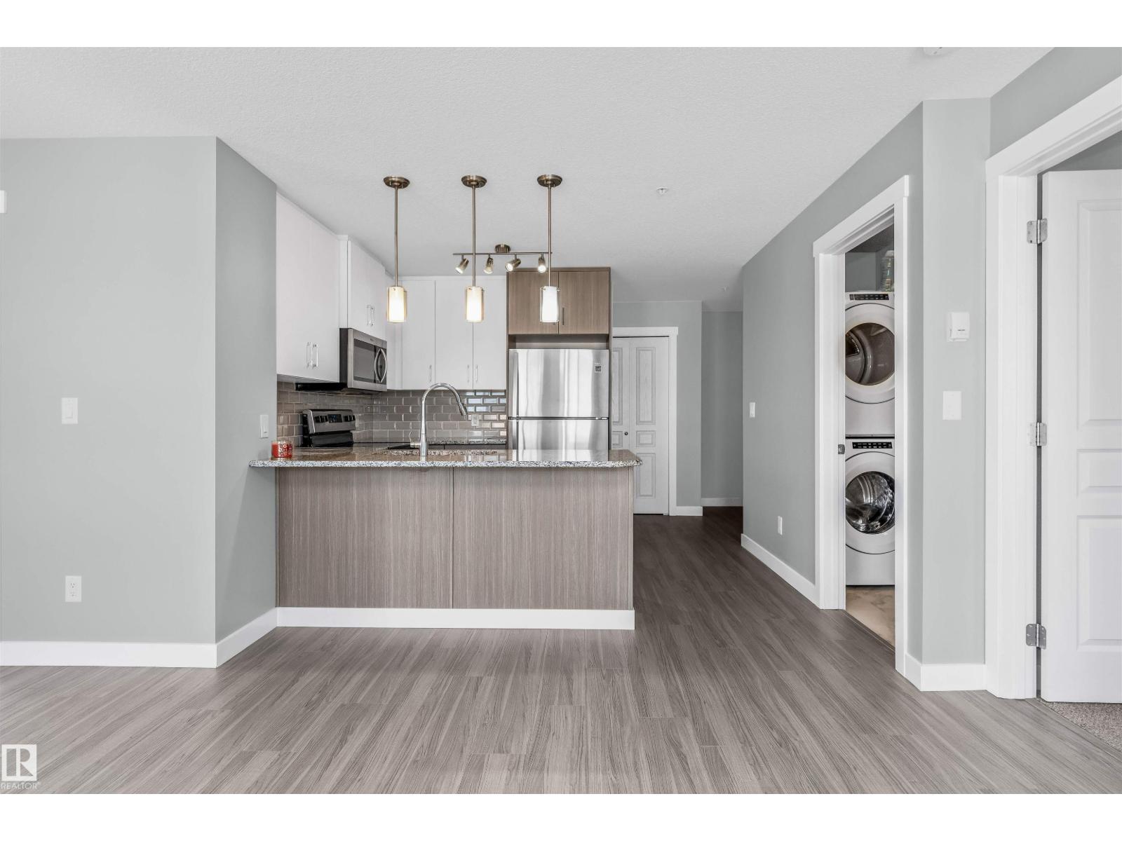 #301 3670 139 Av Nw, Edmonton, Alberta T5Y 3N5 - Photo 8 - E4469100