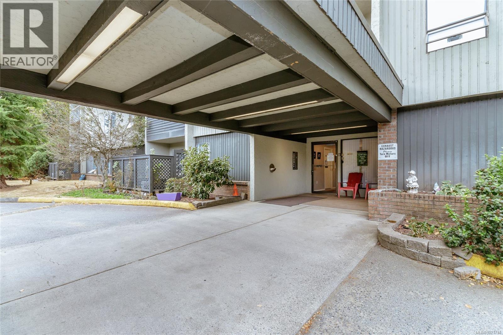 301 3251 Cowichan Lake Rd, Duncan, British Columbia  V9L 4B8 - Photo 6 - 1021734