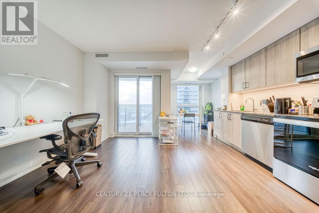 727 - 20 Meadowglen Place, Toronto, Ontario  M1H 2Y5 - Photo 9 - E12664340