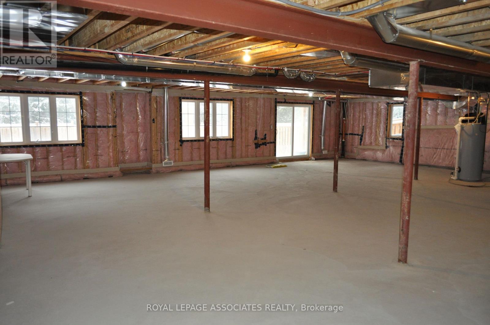 307 Reg Harrison Trail, Newmarket, Ontario  L3X 0M2 - Photo 26 - N12664354