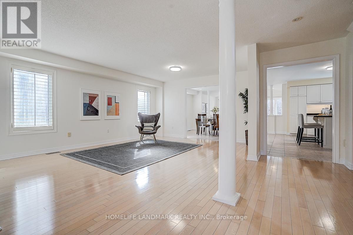 65 Crimson Ridge Road, Barrie, Ontario  L4N 0G7 - Photo 4 - S12664360