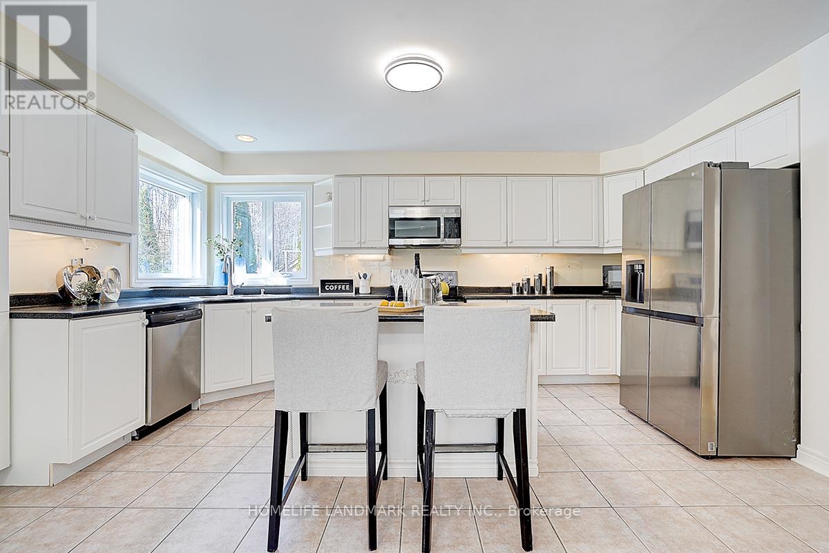 65 Crimson Ridge Road, Barrie, Ontario  L4N 0G7 - Photo 9 - S12664360