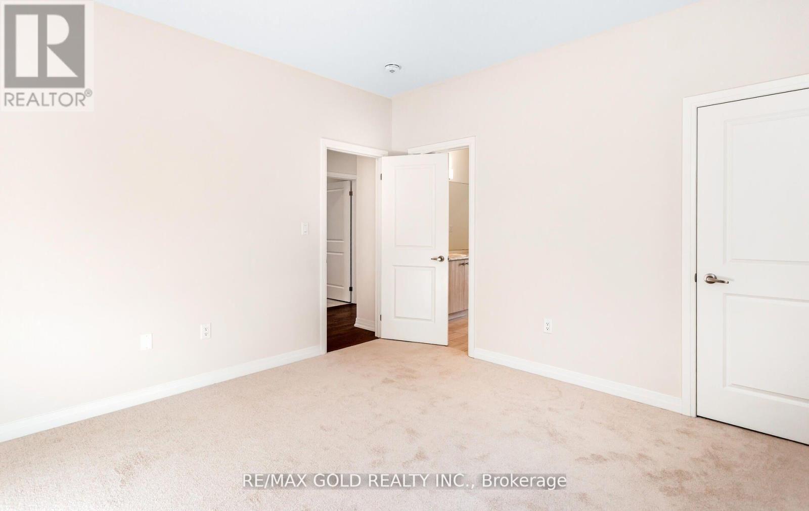 8 Boswell Drive, Brampton, Ontario  L6P 4R7 - Photo 38 - W12664330