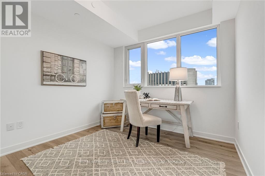 1407 - 2007 James Street, Burlington, Ontario  L7R 0G7 - Photo 8 - W12664362