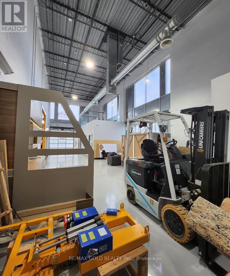 1 & 2 - 1162 King Road, Burlington, Ontario  L7T 0C5 - Photo 12 - W12664370