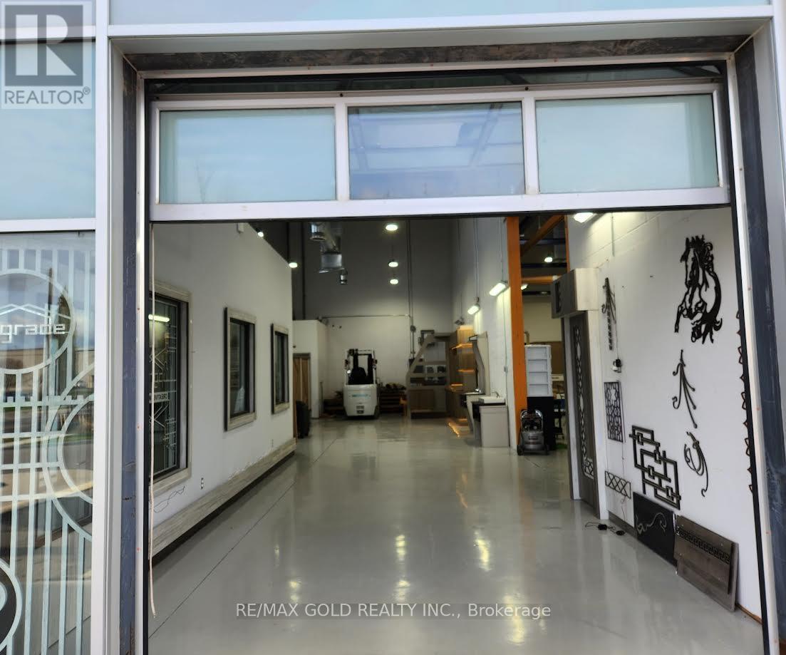 1 & 2 - 1162 King Road, Burlington, Ontario  L7T 0C5 - Photo 13 - W12664370