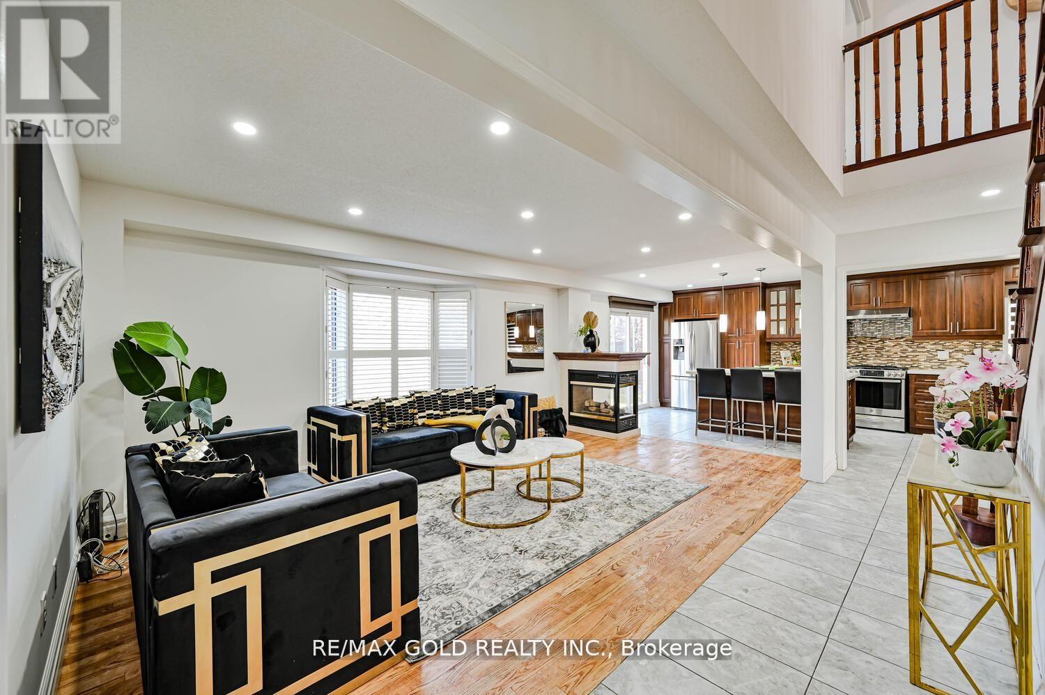 51 Jack Rabbit Crescent, Brampton, Ontario  L6R 2E4 - Photo 15 - W12664404