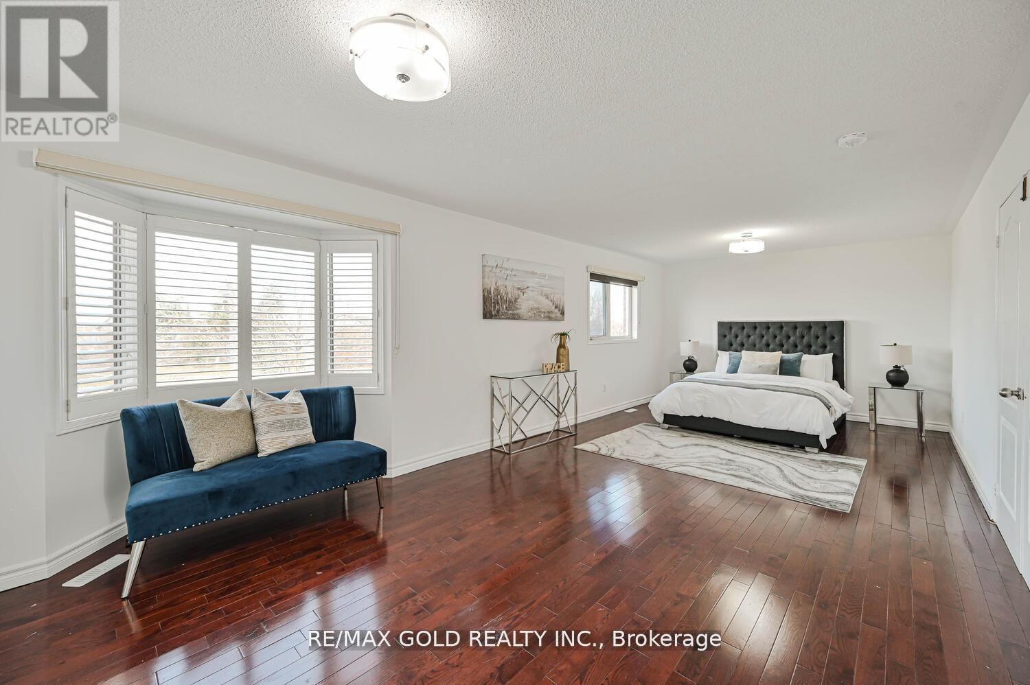 51 Jack Rabbit Crescent, Brampton, Ontario  L6R 2E4 - Photo 26 - W12664404