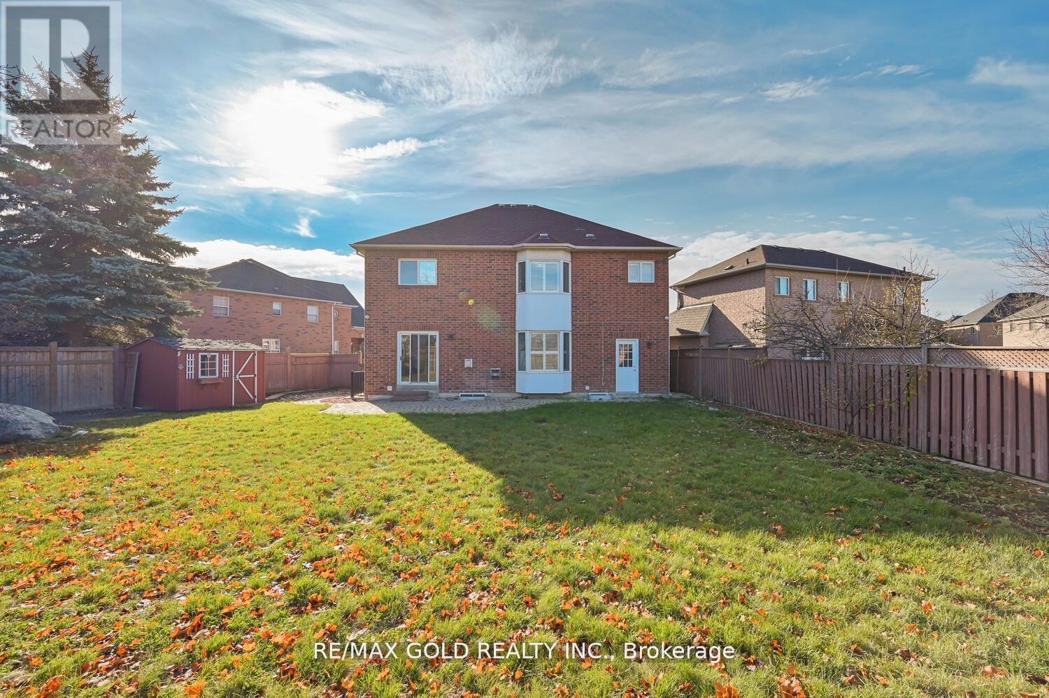 51 Jack Rabbit Crescent, Brampton, Ontario  L6R 2E4 - Photo 48 - W12664404