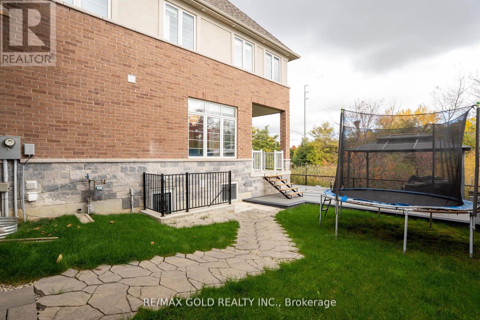 34 Rhapsody Crescent, Brampton, Ontario  L6P 4E8 - Photo 34 - W12664406