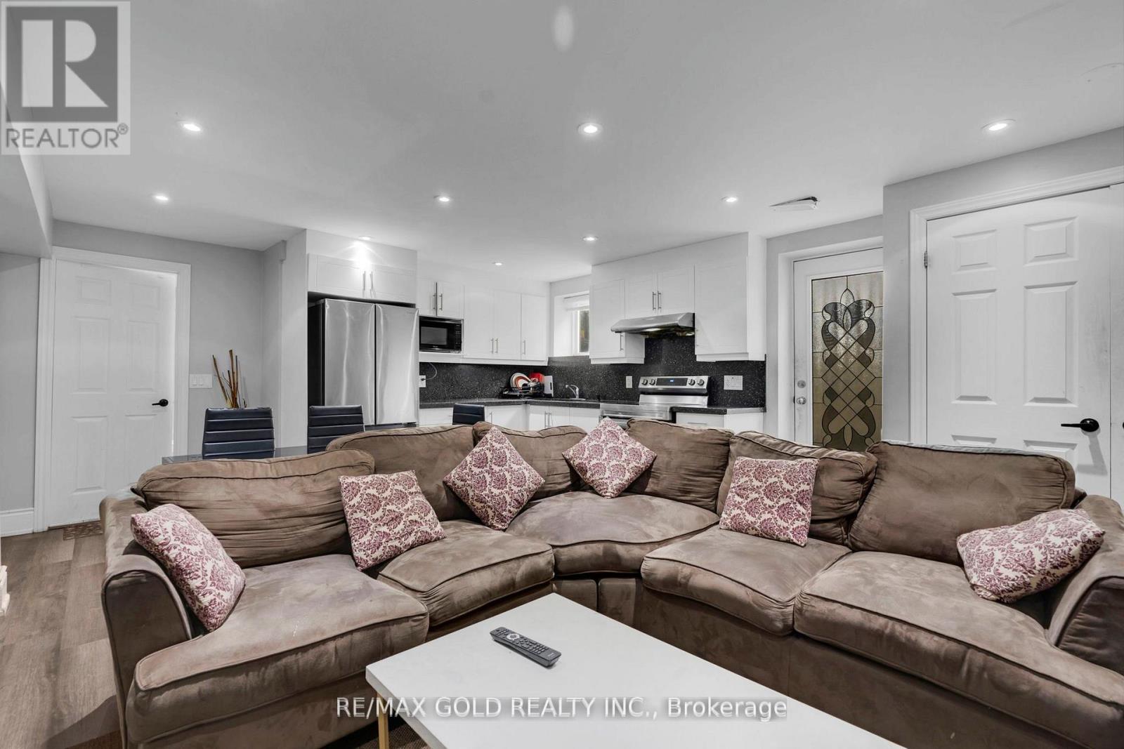 34 Rhapsody Crescent, Brampton, Ontario  L6P 4E8 - Photo 40 - W12664406