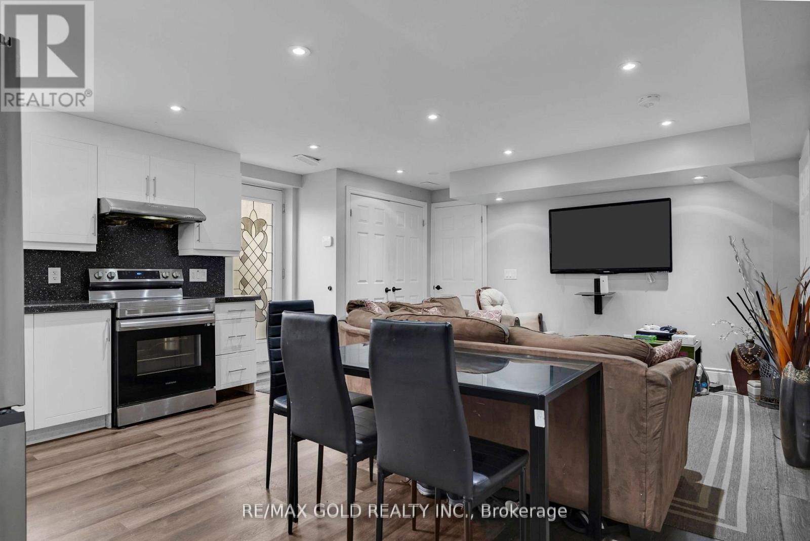 34 Rhapsody Crescent, Brampton, Ontario  L6P 4E8 - Photo 42 - W12664406