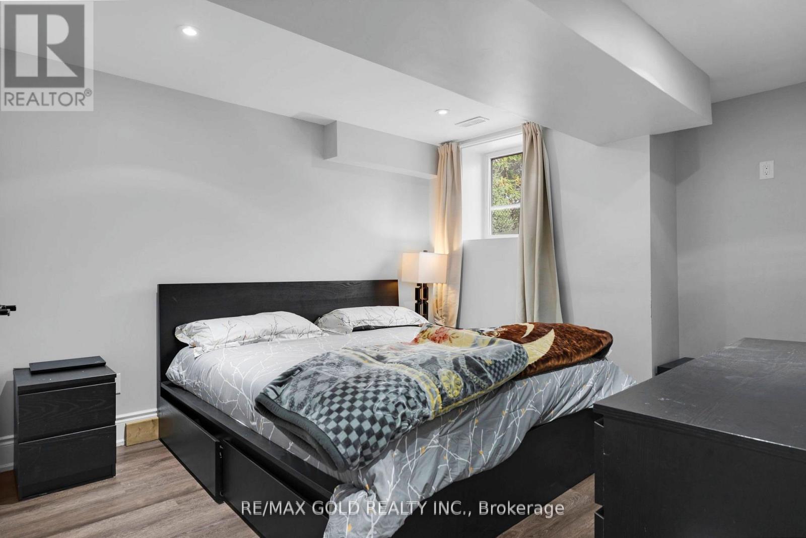 34 Rhapsody Crescent, Brampton, Ontario  L6P 4E8 - Photo 43 - W12664406