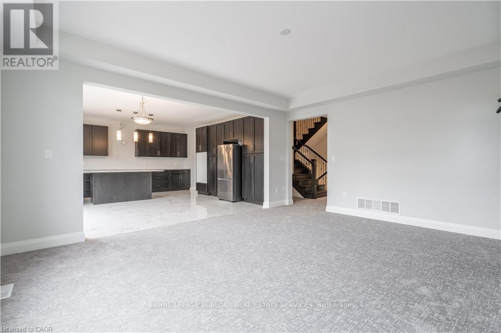 7482 Sherrilee Crescent, Niagara Falls, Ontario  L2H 3T4 - Photo 11 - X12664366