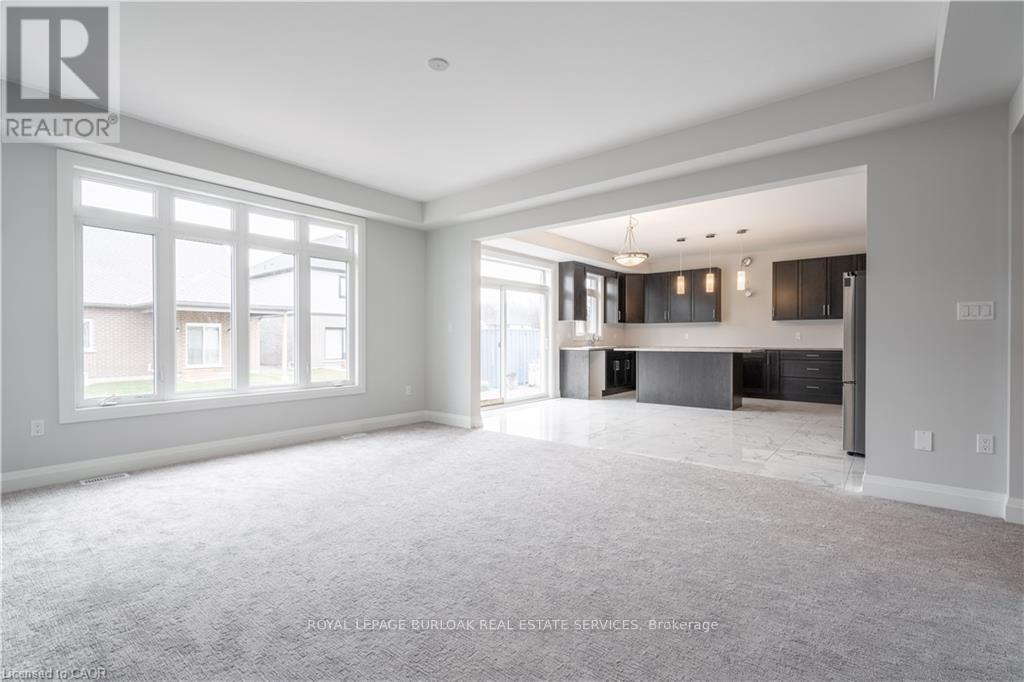 7482 Sherrilee Crescent, Niagara Falls, Ontario  L2H 3T4 - Photo 12 - X12664366