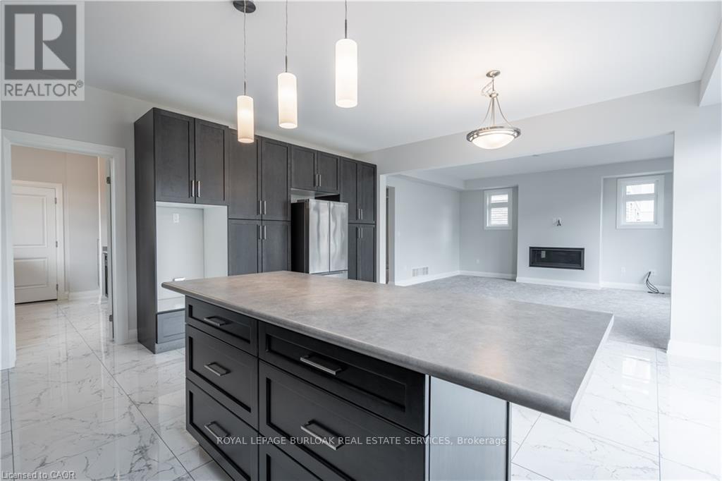 7482 Sherrilee Crescent, Niagara Falls, Ontario  L2H 3T4 - Photo 19 - X12664366