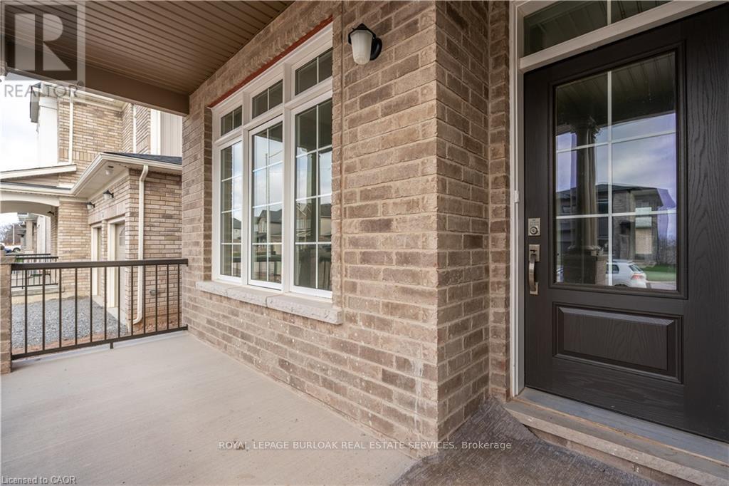 7482 Sherrilee Crescent, Niagara Falls, Ontario  L2H 3T4 - Photo 2 - X12664366