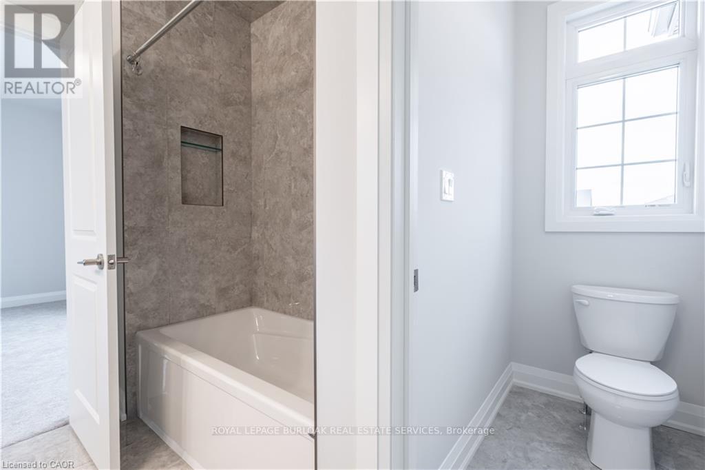 7482 Sherrilee Crescent, Niagara Falls, Ontario  L2H 3T4 - Photo 28 - X12664366