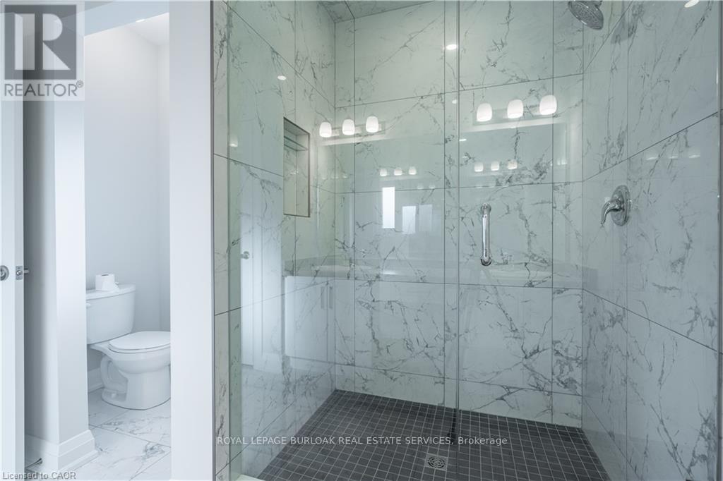 7482 Sherrilee Crescent, Niagara Falls, Ontario  L2H 3T4 - Photo 42 - X12664366