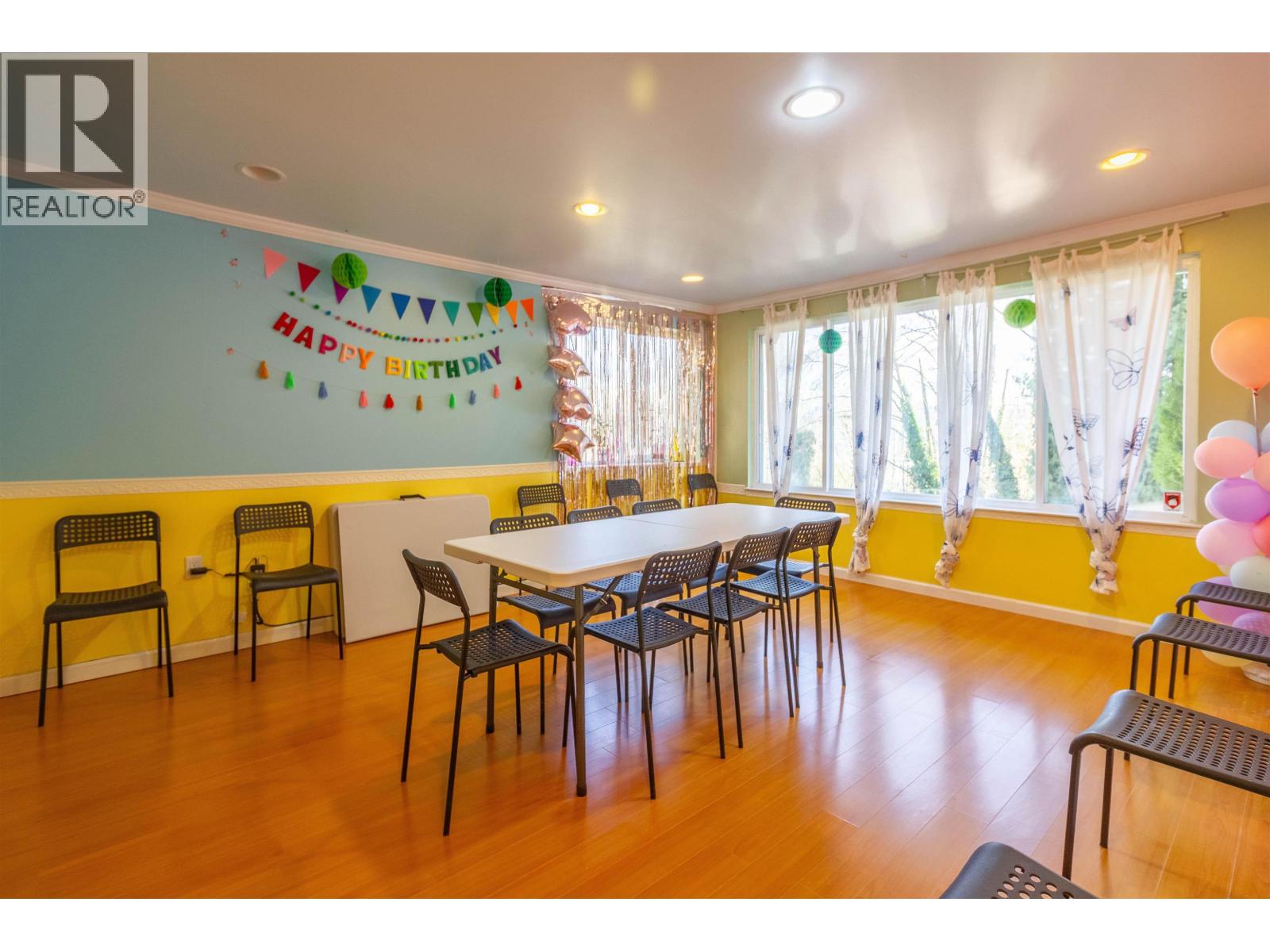 111 N Fell Avenue, Burnaby, British Columbia  V5B 1L3 - Photo 26 - R3075964