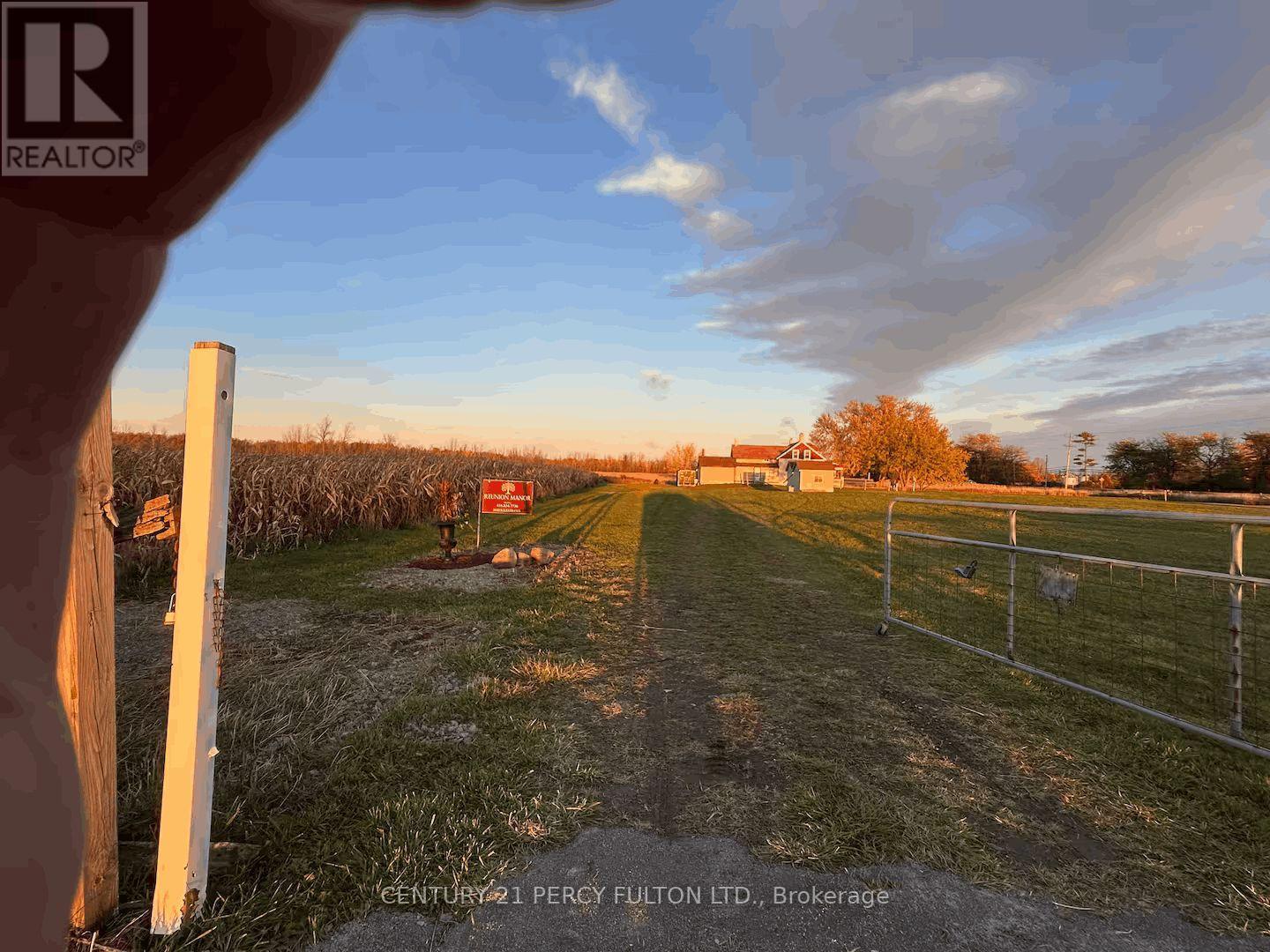 29018 Highway 48, Georgina, Ontario  L0E 1N0 - Photo 19 - N12663238