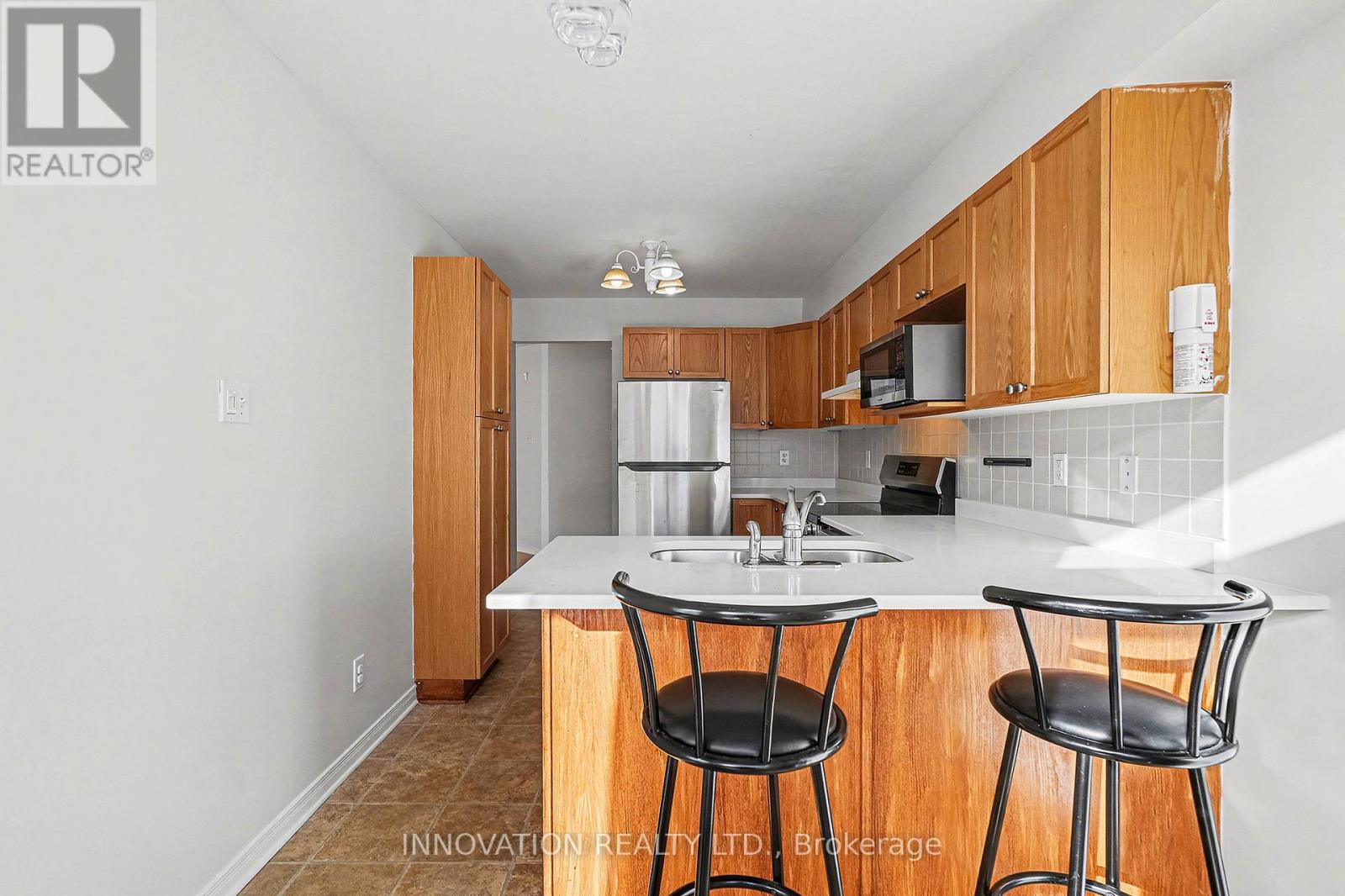 1008 Klondike Road, Ottawa, Ontario  K2K 0C3 - Photo 7 - X12664440