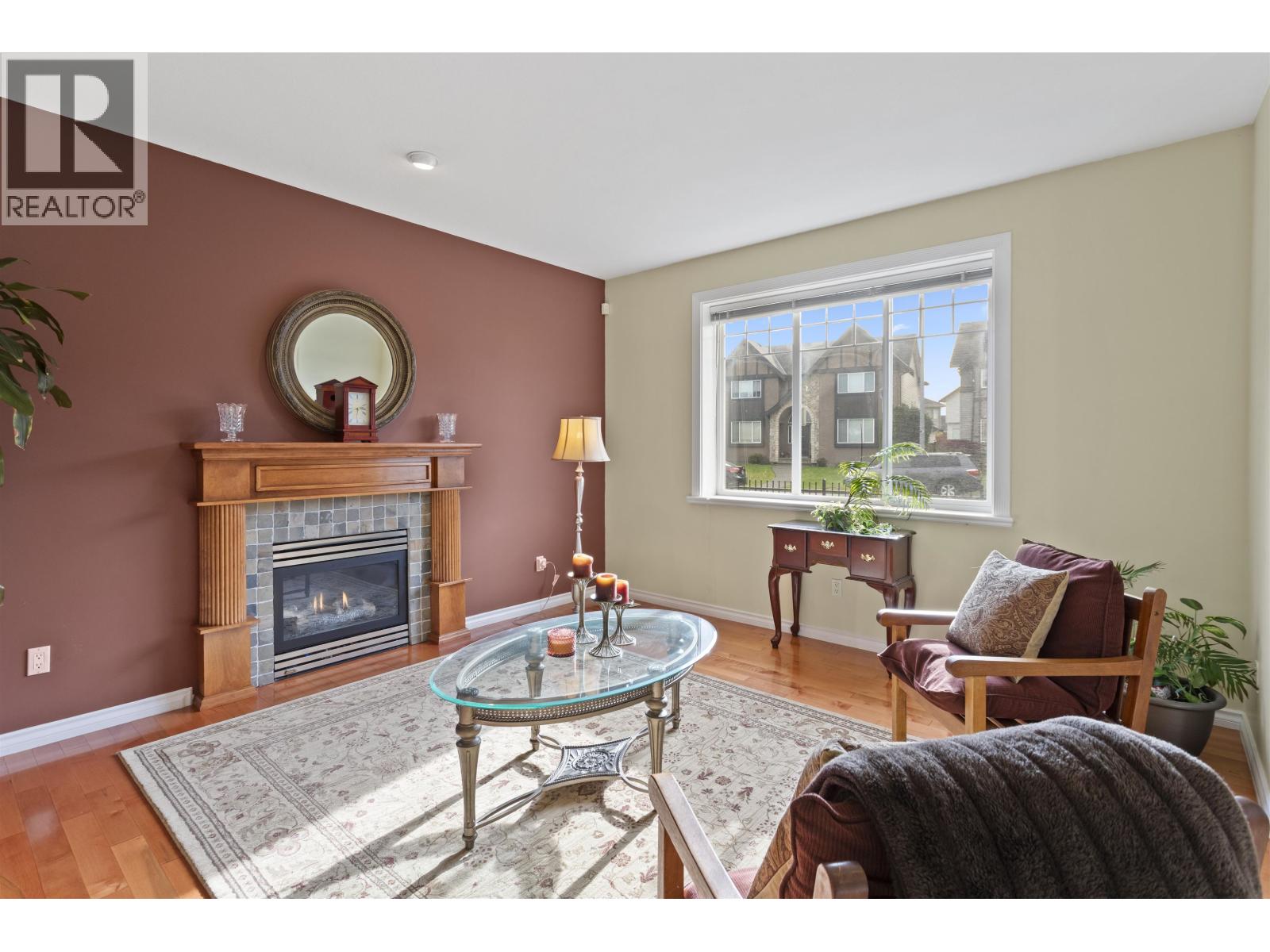 B 2484 Nile Gate, Port Coquitlam, British Columbia  V3B 8B3 - Photo 4 - R3076204