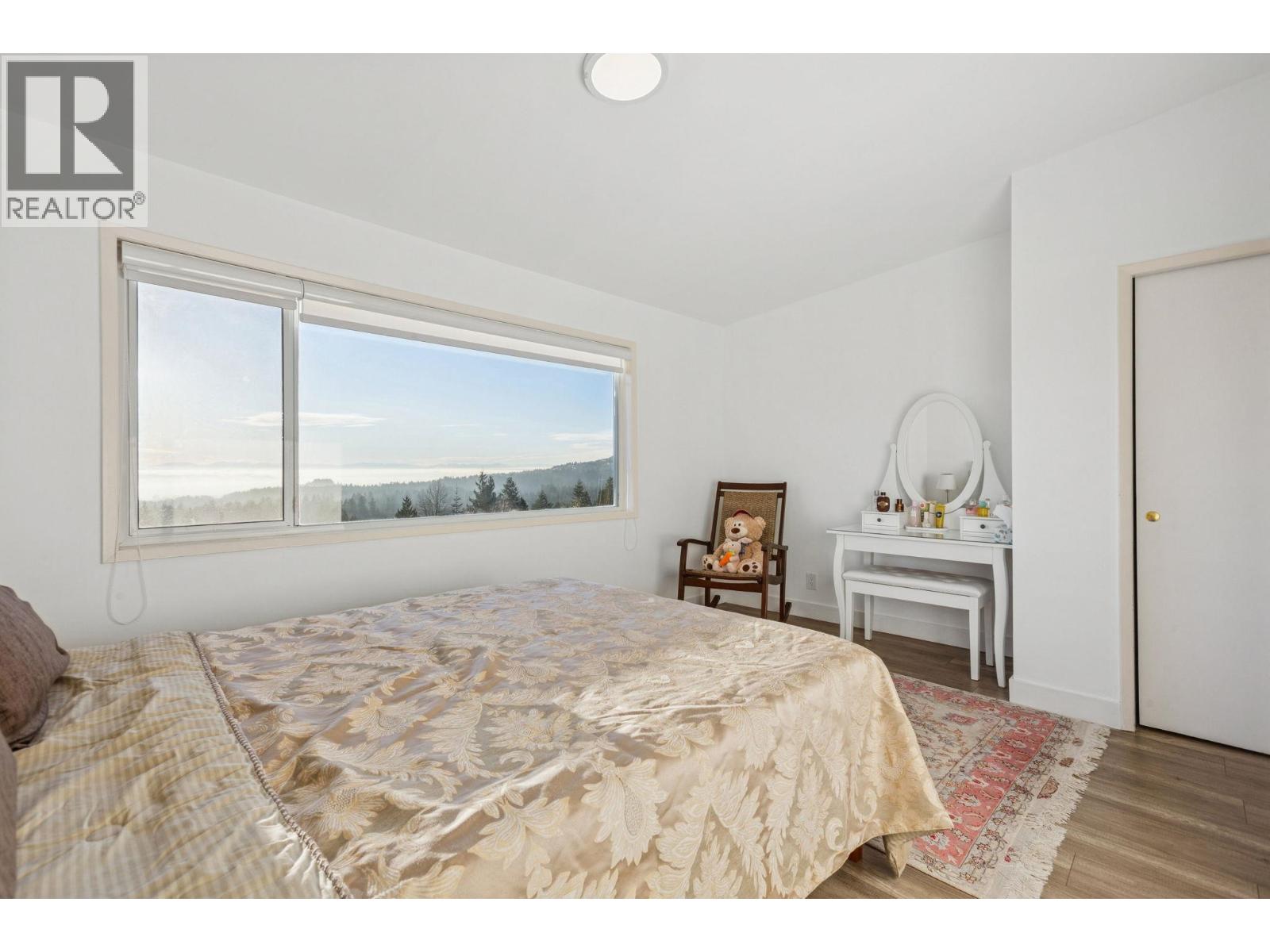 637 Alpine Court, North Vancouver, British Columbia  V7R 2L7 - Photo 19 - R3076159