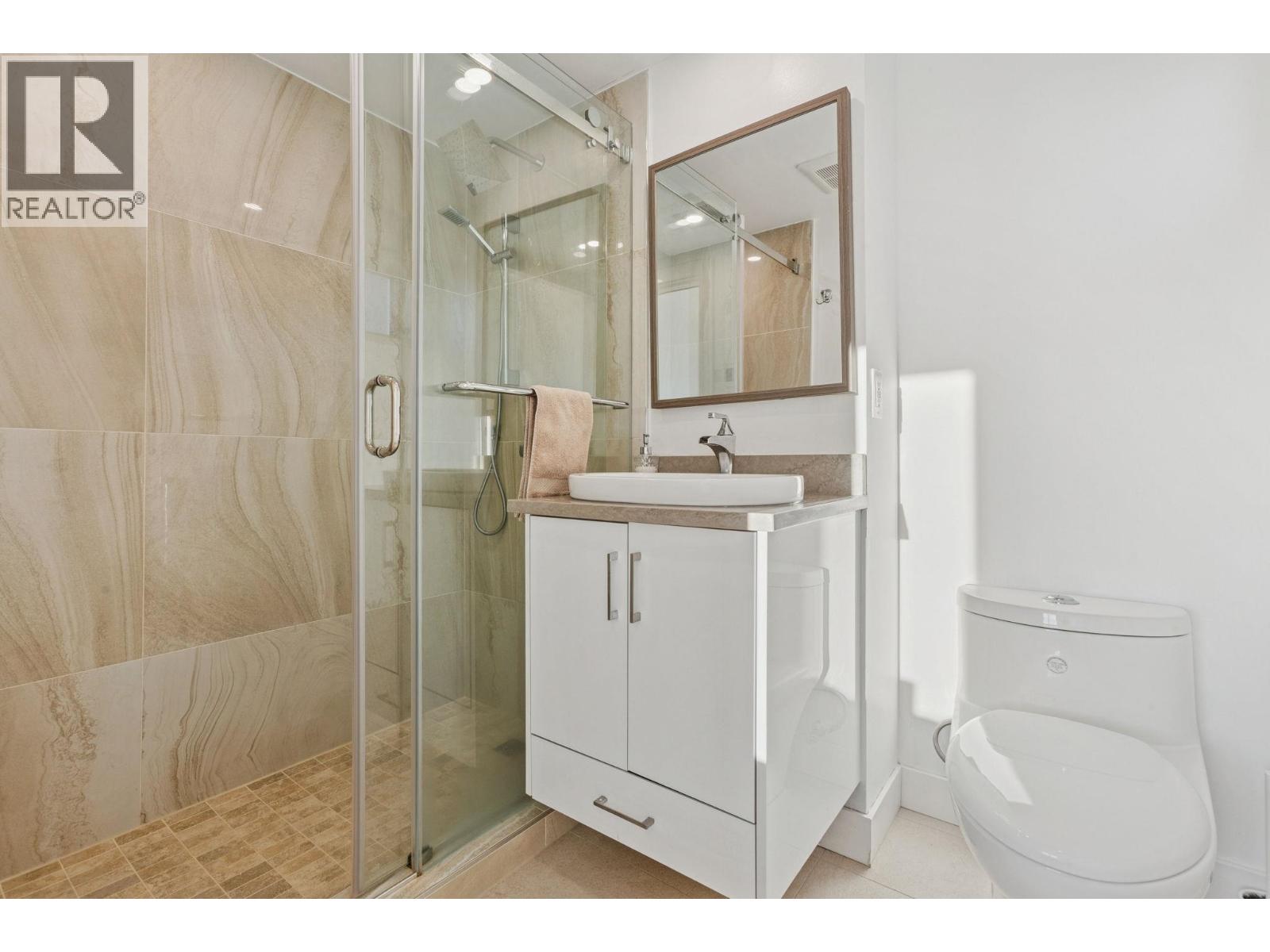 637 Alpine Court, North Vancouver, British Columbia  V7R 2L7 - Photo 26 - R3076159