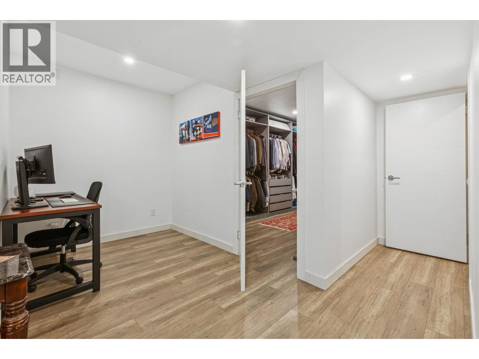 637 Alpine Court, North Vancouver, British Columbia  V7R 2L7 - Photo 32 - R3076159