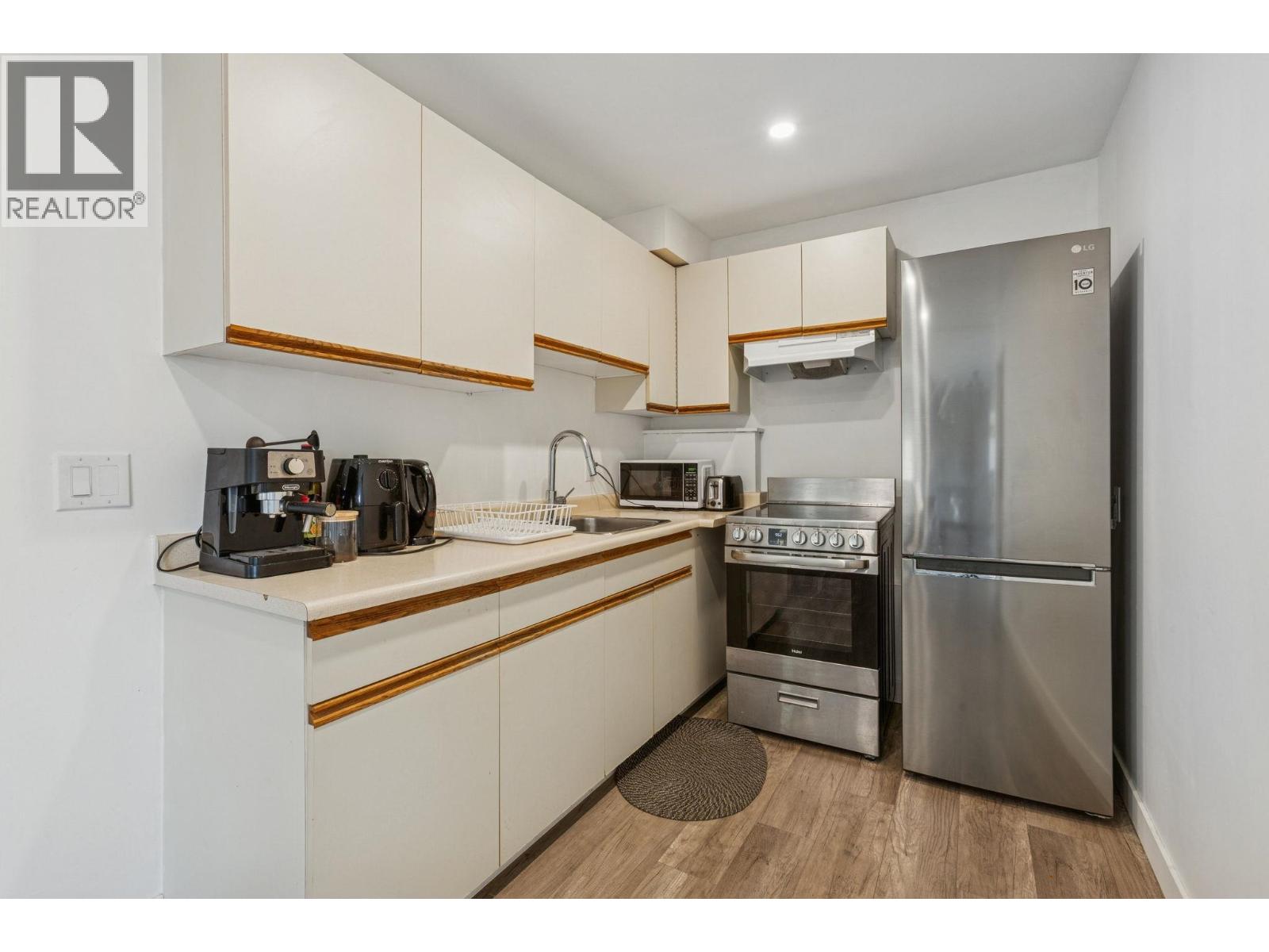 637 Alpine Court, North Vancouver, British Columbia  V7R 2L7 - Photo 33 - R3076159