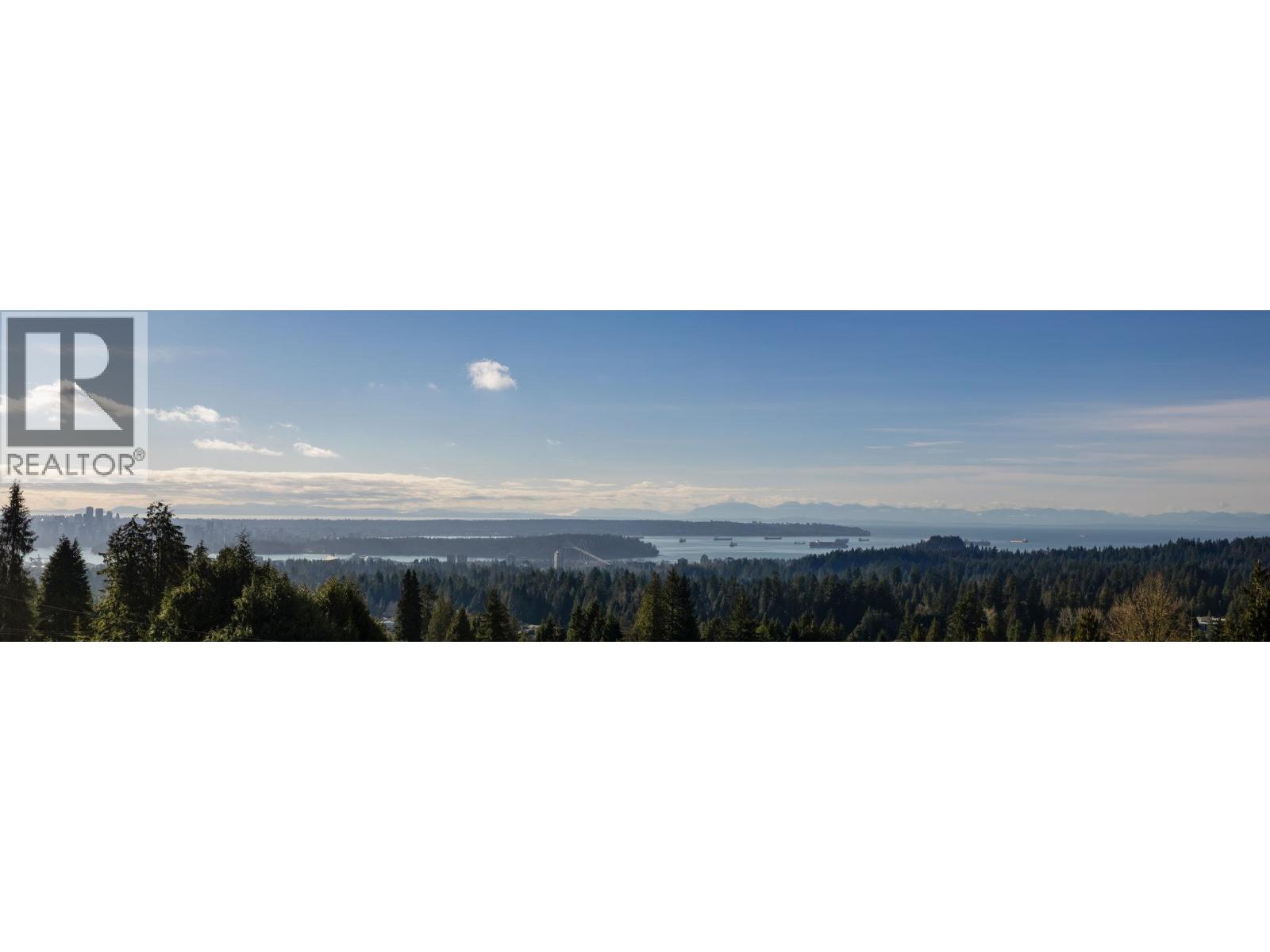 637 Alpine Court, North Vancouver, British Columbia  V7R 2L7 - Photo 39 - R3076159